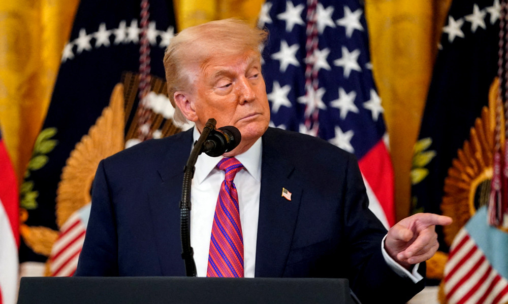 সর্বোচ্চ শক্তি দিয়ে ইরানে হামলার হুঁশিয়ারি ট্রাম্পের